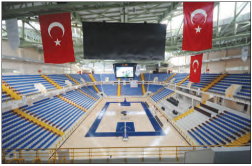 Hayri Gür Spor Salonundan bir görünüm (Trabzon)