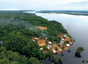 Görsel 2.13 Aşırı sıcak ve nem Ekvator çevresinde yerleşmeleri sınırlayan etmenlerdir (Amazon ormanları-Brezilya).